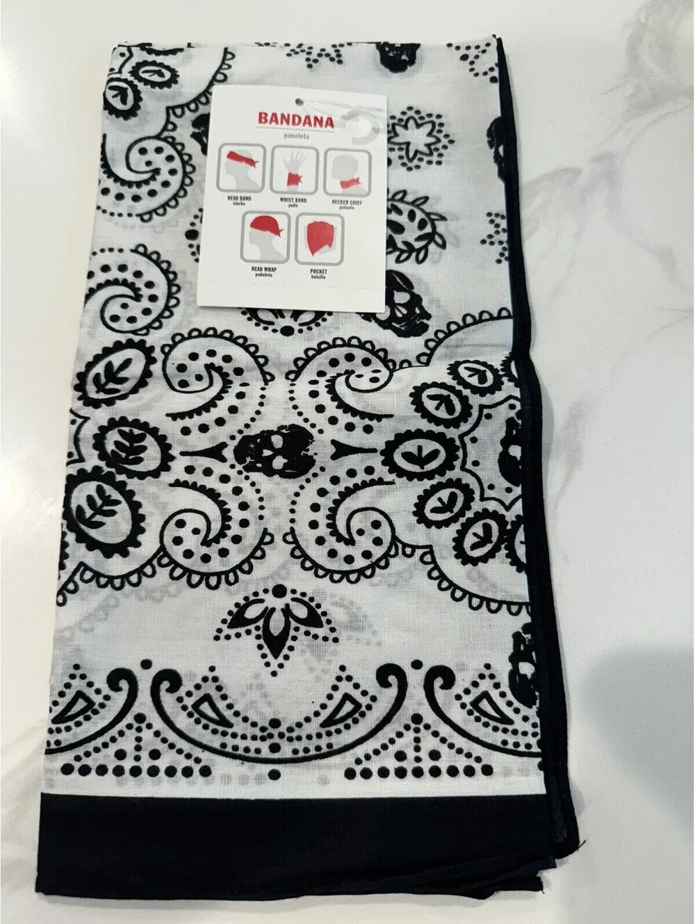 N/A black white